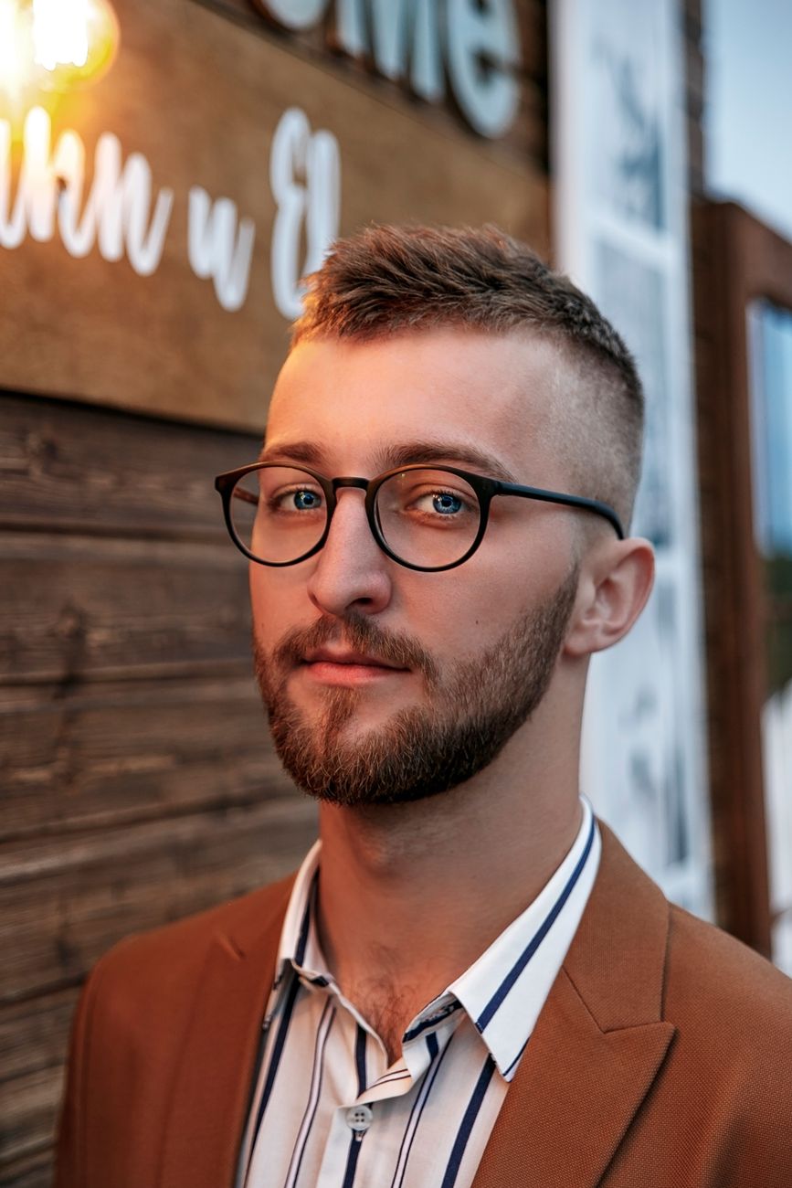 Dylan M. reader portrait